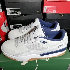 AIR JORDAN COURT FLIGHT MEN'S US SIZE 10 BRAND NEW IN BOX